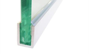 Уплотнитель прозрачный для П-образного алюминиевого профиля t756 (елочка) t755 купить в Волгограде