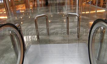 Защитный барьер эскалатора в Волгограде. Готовые проекты ПерилаГлавСнаб