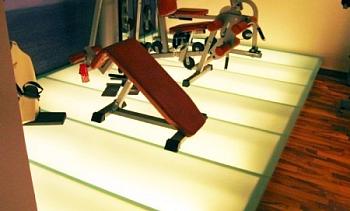 Люминесцентная подсветка стеклянного блочного пола в Волгограде. Готовые проекты ПерилаГлавСнаб